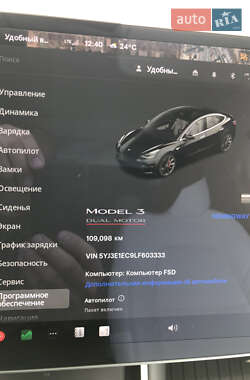 Седан Tesla Model 3 2019 в 