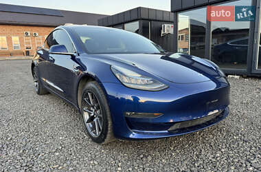Tesla Model 3 2018