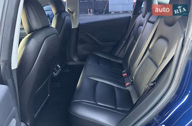 Седан Tesla Model 3 2018 в 