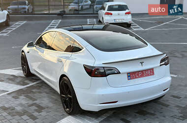 Седан Tesla Model 3 2018 в 