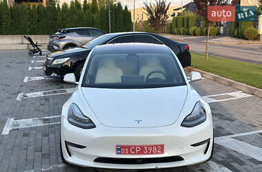 Седан Tesla Model 3 2018 в 