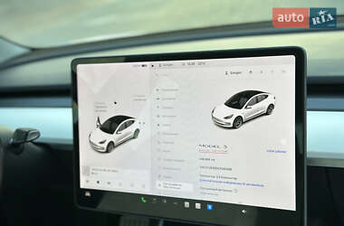 Седан Tesla Model 3 2018 в 