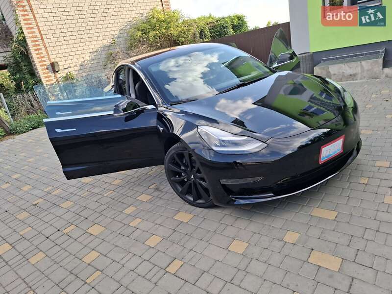 Tesla Model 3 2018