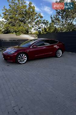 Седан Tesla Model 3 2018 в 