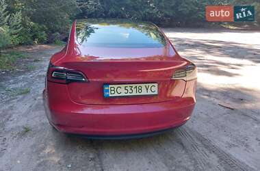 Седан Tesla Model 3 2019 в 