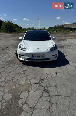 Tesla Model 3 2019