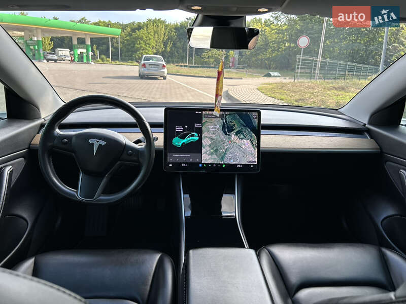 Седан Tesla Model 3 2018 в Запорожье