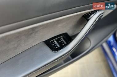 Седан Tesla Model 3 2018 в 
