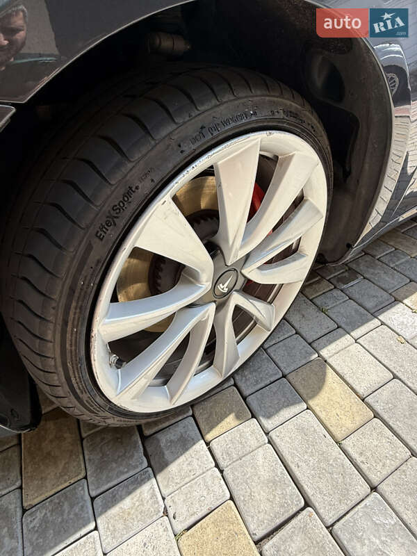 Седан Tesla Model 3 2018 в Одессе