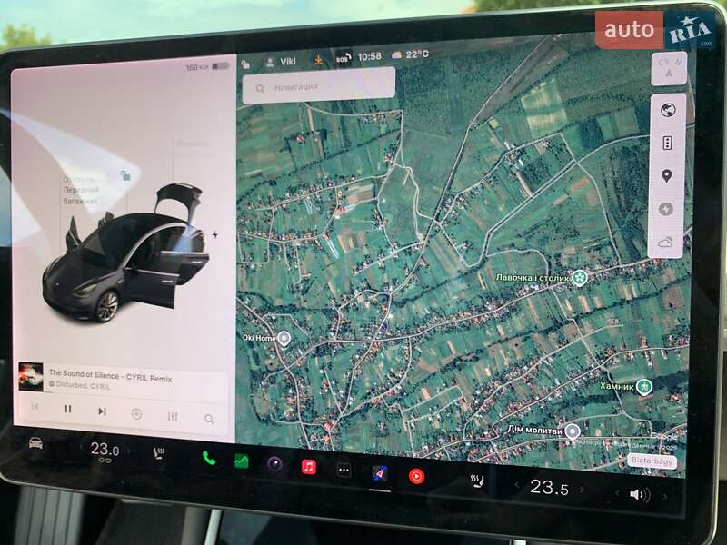 Седан Tesla Model 3 2019 в Іршаві