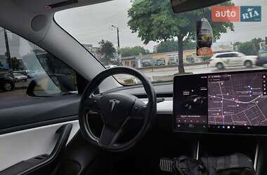 Седан Tesla Model 3 2018 в 
