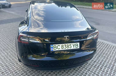 Седан Tesla Model 3 2019 в 