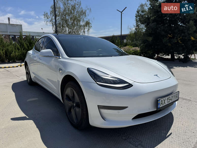 Седан Tesla Model 3 2020 в Харькове фото 2 Седан Tesla Model 3 2020 в Харькове