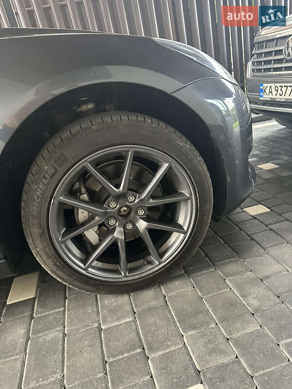 Седан Tesla Model 3 2022 в Хмельницком