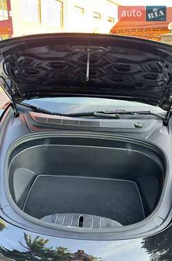 Седан Tesla Model 3 2019 в 