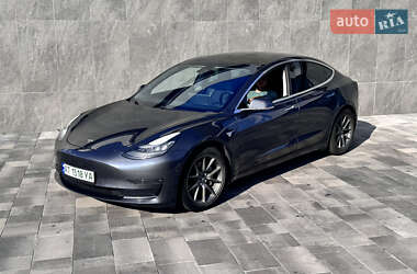 Седан Tesla Model 3 2019 в 