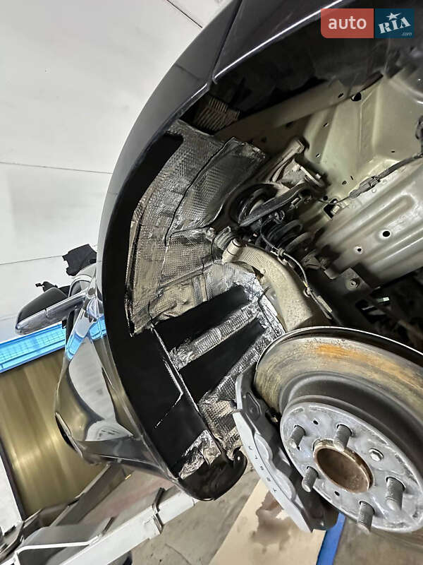 Седан Tesla Model 3 2018 в Львове