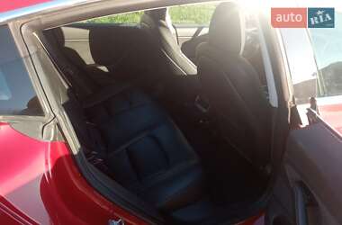 Седан Tesla Model 3 2018 в 