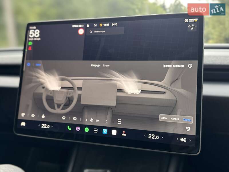 Седан Tesla Model 3 2024 в Трускавці