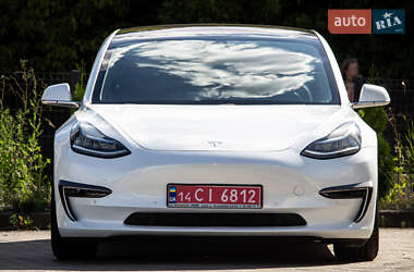 Tesla Model 3 2018