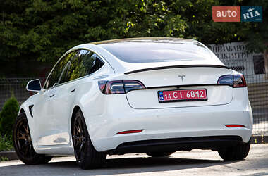 Седан Tesla Model 3 2018 в 