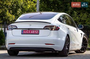 Седан Tesla Model 3 2018 в 