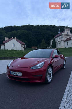 Tesla Model 3 2020