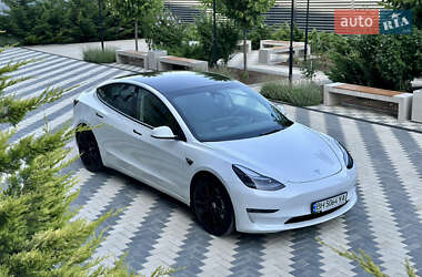 Седан Tesla Model 3 2022 в Одессе
