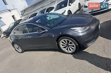 Tesla Model 3 2018