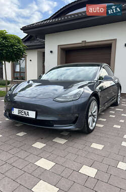 Tesla Model 3 2018