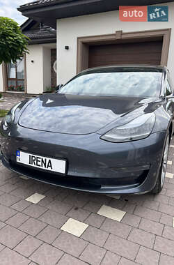 Седан Tesla Model 3 2018 в 