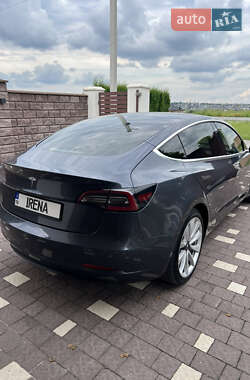 Седан Tesla Model 3 2018 в 