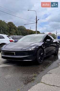 Tesla Model 3 2024 Tesla Model 3 2024