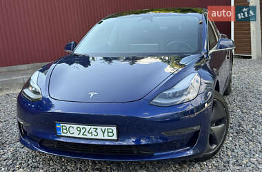 Седан Tesla Model 3 2019 в 