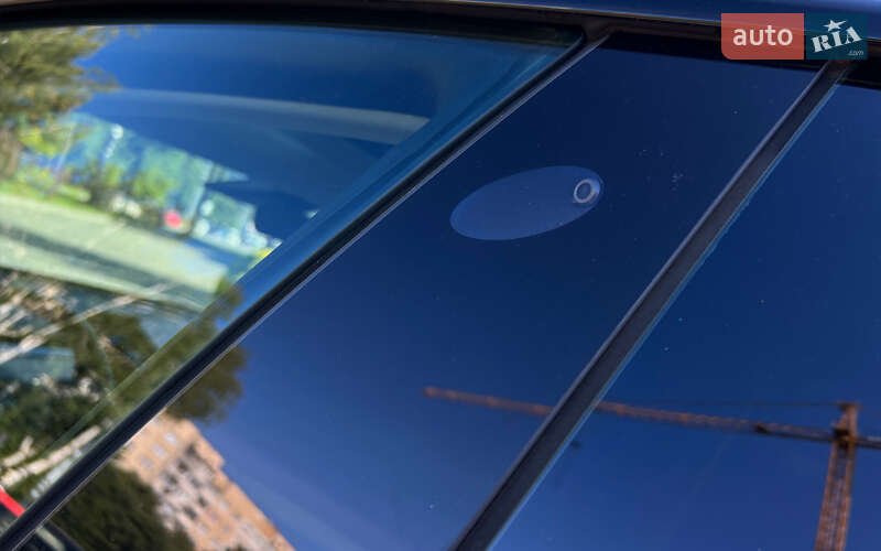 Седан Tesla Model 3 2020 в Львові