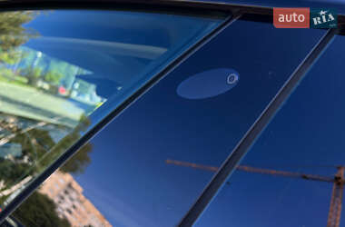 Седан Tesla Model 3 2020 в 