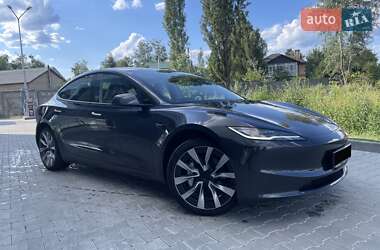 Седан Tesla Model 3 2024 в Києві