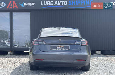 Седан Tesla Model 3 2020 в 