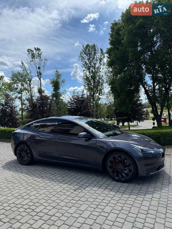 Седан Tesla Model 3 2023 в Львове фото 3 Седан Tesla Model 3 2023 в Львове