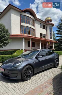 Tesla Model 3 2023