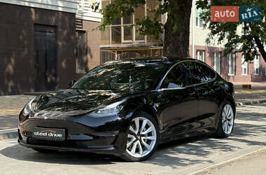 Tesla Model 3 2019