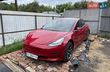Tesla Model 3 2019