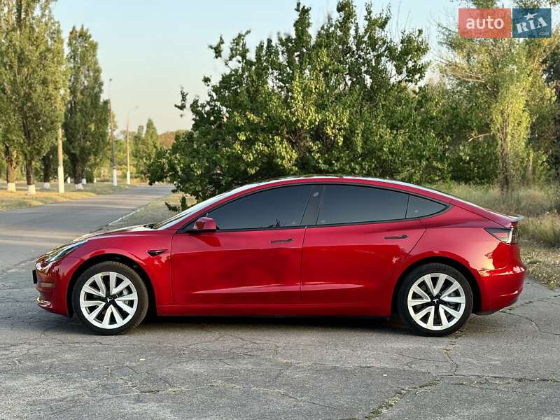 Седан Tesla Model 3 2020 в Каменском