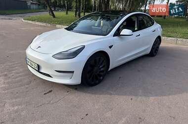 Tesla Model 3 2021
