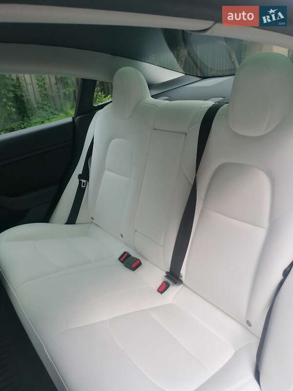 Седан Tesla Model 3 2021 в Харькове
