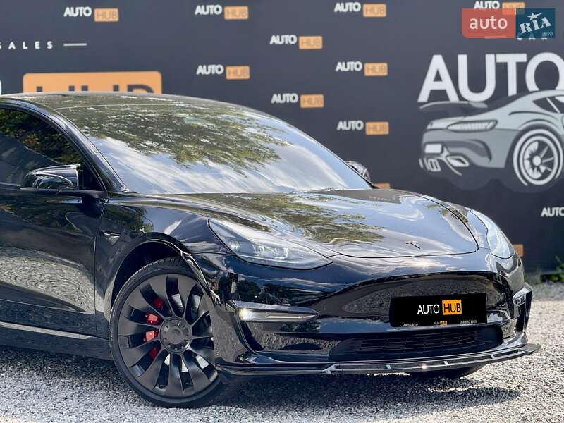 Седан Tesla Model 3 2023 в Харькове
