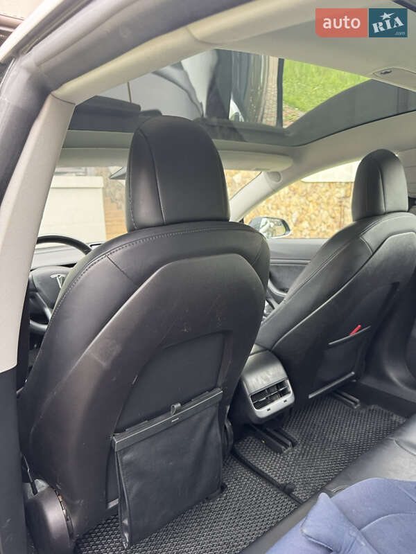 Седан Tesla Model 3 2018 в Львове фото 10 Седан Tesla Model 3 2018 в Львове