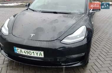 Седан Tesla Model 3 2019 в 