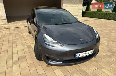 Седан Tesla Model 3 2019 в 
