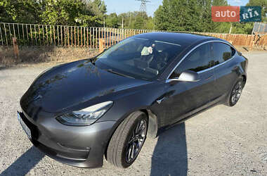 Седан Tesla Model 3 2018 в Каменском